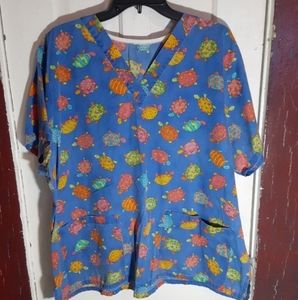 Turtle scrub top size 2x
